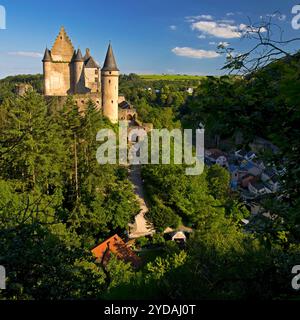 Burg Vianden, die Hoehenburg thront ueber der Stadt, Vianden, Grossherzugtum Luxemburg, Europa Banque D'Images