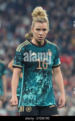 Londres, Royaume-Uni. 25 octobre 2024. Linda Dallmann d'Allemagne lors du match international senior féminin entre l'Angleterre féminine contre l'Allemagne féminine au stade de Wembley, Londres le 25 octobre 2024 crédit : action Foto Sport/Alamy Live News Banque D'Images