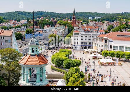 Touristes sur la rue Heroes Monte Cassino à Sopot (Pologne) Banque D'Images