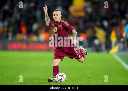 Rome, Italie. 24 octobre 2024. Angelino de L'AS Roma lors du match de l'UEFA Europa League 2024/25 phase MD3 entre L'AS Roma et le FC Dynamo Kyiv au Stadio Olimpico le 24 octobre 2024 à Rome, Italie. Crédit : Giuseppe Maffia/Alamy Live News Banque D'Images