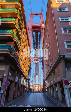 La suspension Bizkaia pont transbordeur (Puente de Vizcaya) à Portugalete, Espagne. Le pont traversant l'embouchure de la rivière Nervion. Banque D'Images