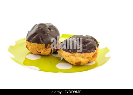 Feuilletés à la crème fraîche enrobés de chocolat Banque D'Images