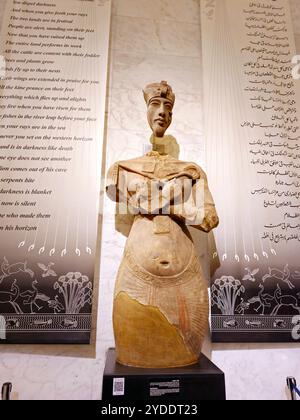 Le Caire, Egypte, 6 octobre 2024 : Akhenaton, Akhenaton ou Echnaton, un ancien pharaon égyptien fils d'Amenhotep III et Tiye, le Musée national d'Egypte Banque D'Images