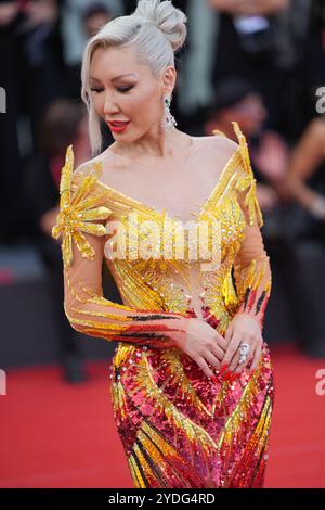 Aliia Roza assiste au tapis rouge « Queer » lors du 81ème Festival International du film de Venise au Palazzo del Cinema le 3 septembre 2024. Banque D'Images