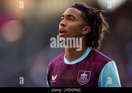 Burnley's Bashir Humphreys lors du Sky Bet Championship match à Turf Moor, Burnley. Date de la photo : samedi 26 octobre 2024. Banque D'Images