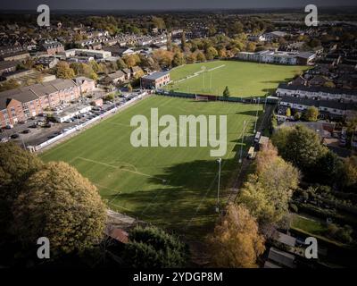 Harrogate Railway Athletic, Harrogate, Yorkshire du Nord, Royaume-Uni. Vue sur le sol de Harrogate Railway - Station View. Photographie Mark P Doherty/lumière attrapée Banque D'Images