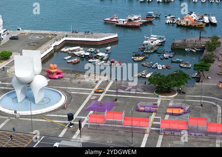 Salvador, Bahia, Brésil - 12 octobre 2024 : vue d'en haut de la baie de tous les Saints dans la ville de Salvador, Bahia. Banque D'Images