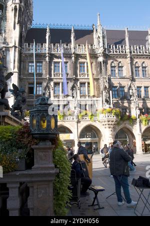 Le nouvel hôtel de ville Marienplatz à Munich, Bavière, Allemagne Banque D'Images