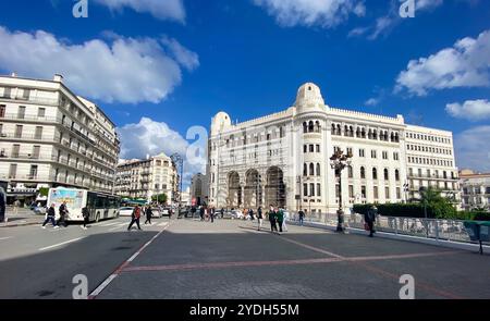 La Grande Poste Alger est un bâtiment de style néo-mauresque Arabisance construit à Alger en 1910 par Henri-Louis dit Jules Voinot architectes et Marius Banque D'Images