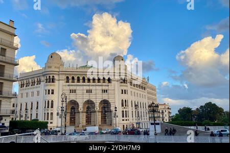 La Grande Poste Alger est un bâtiment de style néo-mauresque Arabisance construit à Alger en 1910 par Henri-Louis dit Jules Voinot architectes et Marius Banque D'Images