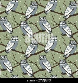 Motif sans couture dessiné à la main avec des hiboux gris des forêts assis sur des branches brunes en bois en hiver avec de la neige blanche. Imprimé animal de la faune oiseau Moodland, dessin décoratif de texture simple textile cabincore pour la pépinière Banque D'Images