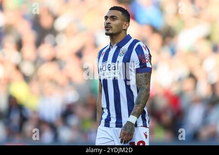 West Bromwich, Royaume-Uni. 26 octobre 2024. Karlan Grant de West Bromwich Albion lors du match du Sky Bet Championship West Bromwich Albion vs Cardiff City aux Hawthorns, West Bromwich, Royaume-Uni, 26 octobre 2024 (photo par Gareth Evans/News images) à West Bromwich, Royaume-Uni le 26/10/2024. (Photo de Gareth Evans/News images/SIPA USA) crédit : SIPA USA/Alamy Live News Banque D'Images