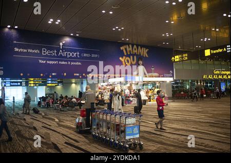 19 novembre 2019, Singapour, République de Singapour, Asie, passagers du terminal 3 de l'aéroport international de Changi, Asie Banque D'Images