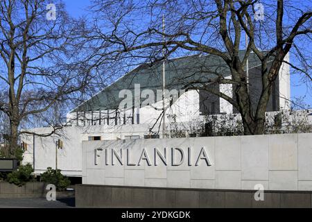 Le Finlandia Hall, 1967-1971, est un lieu de congrès et d'événements à Helsinki, en Finlande. Chaque détail du bâtiment a été conçu par l'architecte Alvar Aalto Banque D'Images