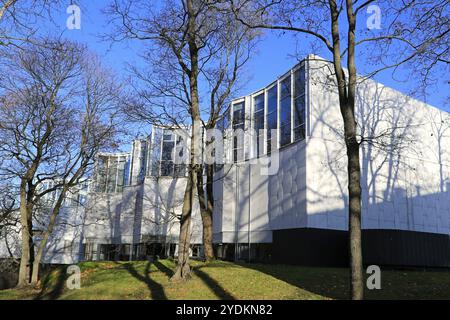 Le Finlandia Hall, 1967-1971, est un lieu de congrès et d'événements à Helsinki, en Finlande. Chaque détail du bâtiment a été conçu par l'architecte Alvar Aalto Banque D'Images