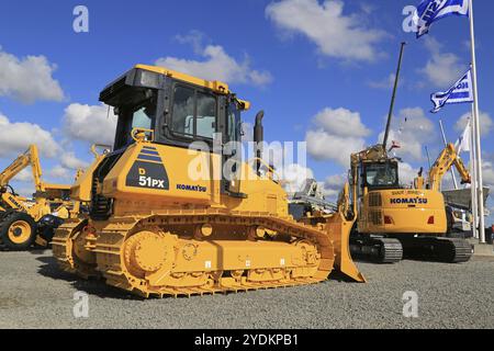 HYVINKAA, FINLANDE, 11 SEPTEMBRE 2015 : le tracteur sur chenilles Komatsu D51PX exposé au MAXPO 2015 Banque D'Images