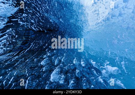 La texture de fond ou de droit avec les modèles de cristaux de glace Banque D'Images