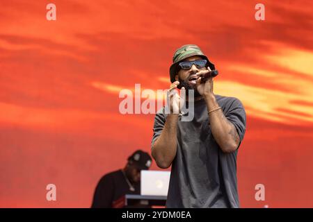 Atlanta, États-Unis. 26 octobre 2024. Larry June se produit lors du One Musicfest organisé à Central Park à Atlanta, en Géorgie, le 26 octobre 2024. (Photo de Jay Wiggins/Sipa USA) crédit : Sipa USA/Alamy Live News Banque D'Images