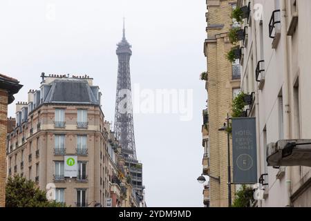 Vue sur la Tour Eiffel à Paris, France Banque D'Images