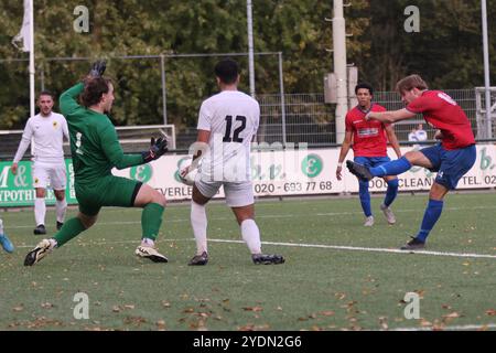 Amsterdam, pays-Bas. 27 octobre 2024. AMSTERDAM, PAYS-BAS - OCTOBRE 27 : le gardien Tymo Hanssen van Taba lors du match du premier tour de KNVB Beker entre JOS W et TABA AFC à Drieburg le 27 octobre 2024 à Amsterdam, pays-Bas. (Photo de Peter Lous/Orange Pictures) crédit : Orange pics BV/Alamy Live News Banque D'Images