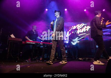 Concert de musique de chanteur italien - Zero Assoluto - Club Tour Zero Assoluto Modugno Demode Club Italie Copyright : xIolandaxPompilio/TSCKx/xLiveMediax LPM 1578921 Banque D'Images