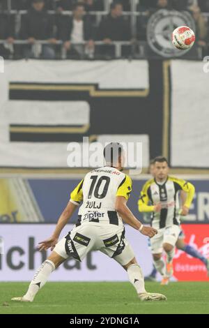 Linz, Autriche. 27 octobre 2024. LINZ, AUTRICHE - OCTOBRE 27 : Robert Zulj du LASK lors du match de l'Admiral Bundesliga entre le LASK et le SK Sturm Graz au Raiffeisen Arena le 27 octobre 2024 à Linz, Autriche .241027 SEPA 07 039 - 20241027 PD9112 crédit : APA-PictureDesk/Alamy Live News Banque D'Images