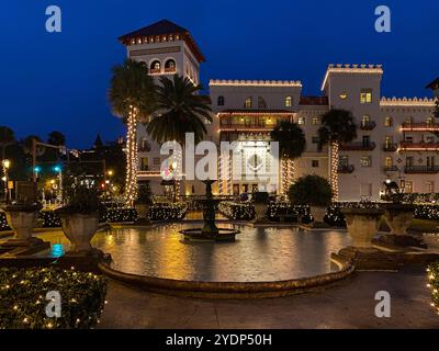 Casa Monica Hotel anciennement Cordova Hotel pendant les nuits de Lights Holiday Celebration, composé Augustine, Florida, USA Banque D'Images