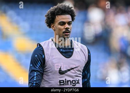 Renato Veiga de Chelsea lors du match de premier League Chelsea vs Newcastle United à Stamford Bridge, Londres, Royaume-Uni. 27 octobre 2024. (Photo de Cody Froggatt/News images) à Londres, Royaume-Uni le 27/10/2024. (Photo de Cody Froggatt/News images/Sipa USA) crédit : Sipa USA/Alamy Live News Banque D'Images