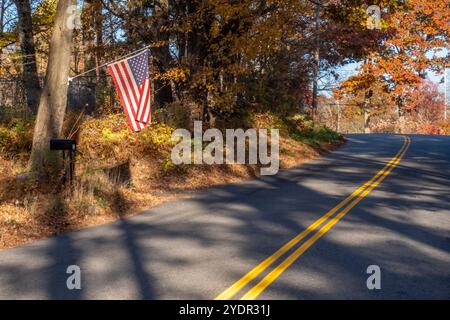 Une route de campagne à Phillipston, ma Banque D'Images