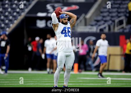 27 octobre 2024, Houston, Texas, U. S : Luke Rhodes (46), le long vivaneau des Colts d'Indianapolis, se réchauffe avant le match entre les Texans de Houston et les Colts d'Indianapolis au NRG Stadium de Houston, Texas, le 27 octobre 2024. (Crédit image : © Erik Williams/ZUMA Press Wire) USAGE ÉDITORIAL SEULEMENT! Non destiné à UN USAGE commercial ! Banque D'Images