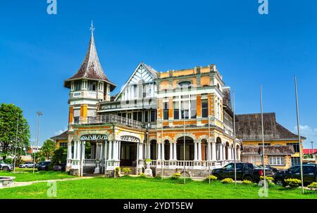 Bâtiment Knowsley, monument colonial historique et bureau du gouvernement à Port of Spain, Trinité-et-Tobago Banque D'Images