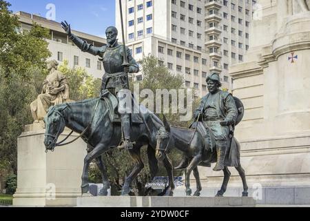 Sculptures en bronze de Don Quichotte et Sancho Panza sur le monument Cervantes, Madrid, Espagne, Europe Banque D'Images