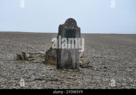 Pierre tombale de l'expédition Franklin, île Beechey, Nunavut, Arctique canadien, Canada, Amérique du Nord Banque D'Images