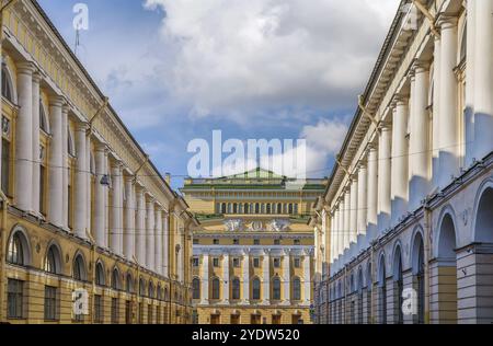 Théâtre Alexandrinsky ou Académie russe de Pouchkine le théâtre dramatique est un théâtre à Saint-Pétersbourg, en Russie. Vue depuis la rue Rossi Banque D'Images