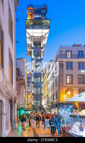 Ascenseur de Santa Justa, Lisbonne, Portugal, Europe Banque D'Images