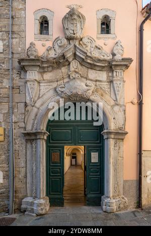 Église San Francesco, Agnone, Isernia, Molise, Italie, Europe Banque D'Images