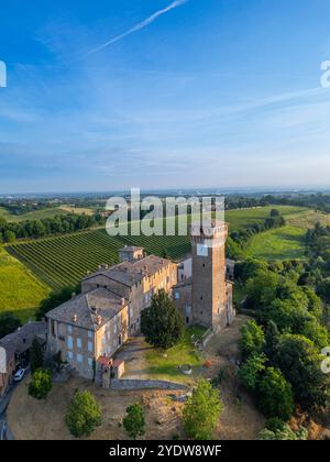 Château de Levizzano Rangone, Levizzano, Castelvetro di Modena, Modène, Emilie-Romagne, Italie, Europe Banque D'Images