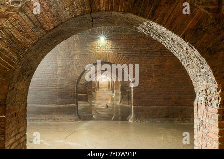 Citernes romaines, Fermo, Ascoli Piceno, Marches, Italie, Europe Banque D'Images