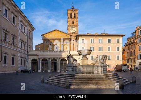 Basilique Santa Maria in Trastevere, Rome, Latium, Italie, Europe Banque D'Images