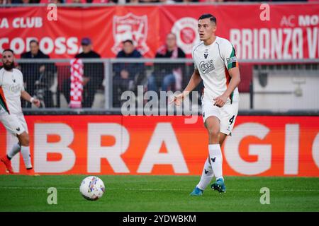 Monza, Italie. 27 octobre 2024. Jay Idzes (Venezia FC) lors du championnat italien Serie A match de football entre AC Monza et Venezia FC le 27 octobre 2024 au stade U-Power de Monza, Italie - photo Morgese-Rossini/DPPI crédit : DPPI Media/Alamy Live News Banque D'Images