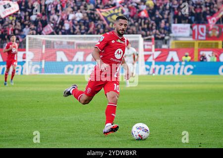 Monza, Italie. 27 octobre 2024. Gianluca Caprari (AC Monza) lors du championnat italien Serie A match de football entre AC Monza et Venezia FC le 27 octobre 2024 au stade U-Power de Monza, Italie - photo Morgese-Rossini/DPPI crédit : DPPI Media/Alamy Live News Banque D'Images