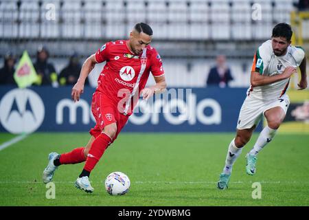 Monza, Italie. 27 octobre 2024. Danilo D'Ambrosio (AC Monza) lors du championnat italien Serie A match de football entre AC Monza et Venezia FC le 27 octobre 2024 au stade U-Power de Monza, Italie - photo Morgese-Rossini/DPPI crédit : DPPI Media/Alamy Live News Banque D'Images