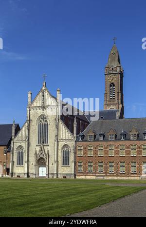 Église notre-Dame de l'Abbaye de Tongerlo est construite en 1851, 1858 dans un style néo-gothique, Belgique, Europe Banque D'Images