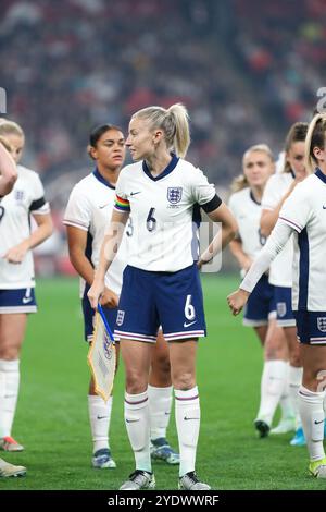 Londres, Royaume-Uni. 25 octobre 2024. Leah Williamson lors de l'amical entre l'Angleterre et l'Allemagne à Wembley. Banque D'Images