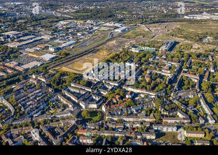 Luftbild, Westfalenhütte Gewerbegebiet, Hoesch Areal, Wohngebiet um die Osterholzstraße, Borsigplatz, Dortmund, Ruhrgebiet, Rhénanie-du-Nord-Westphalie, Deutschland ACHTUNGxMINDESTHONORARx60xEURO *** vue aérienne, zone industrielle de Westfalenhütte, Hoesch Areal, quartier résidentiel autour de Osterholzstraße, Borsigplatz, Dortmund, région de la Ruhr, Rhénanie du Nord-Westphalie, Allemagne ATTENTIONxMINDESTHONORARx60xEURO Banque D'Images