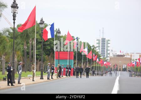 Rabat, Maroc. 28 octobre 2024. Illustration - le roi du Maroc reçoit le président français Emmanuel Macron au Palais Royal de Rabat, Maroc, le 28 octobre 2024. Photo de Ammar Abd Rabbo/ABACAPRESS. COM Credit : Abaca Press/Alamy Live News Banque D'Images
