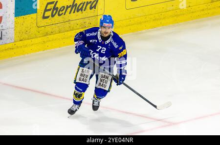 Kloten, Suisse, 9 octobre 2024 : #72 Keijo Weibel, attaquant EHC Kloten. (Photo Andreas Haas/dieBildmanufaktur) Banque D'Images