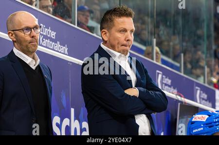 Kloten, Suisse, 9 octobre 2024 : Lauri Marjamäki, entraîneur-chef EHC Kloten. (Photo Jonas Philippe/dieBildmanufaktur) Banque D'Images