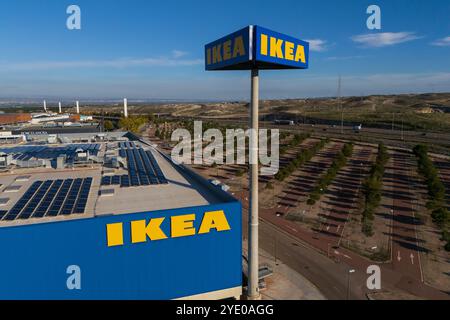 Vue aérienne du magasin IKEA dans le centre commercial Puerto Venecia, Saragosse, Espagne Banque D'Images