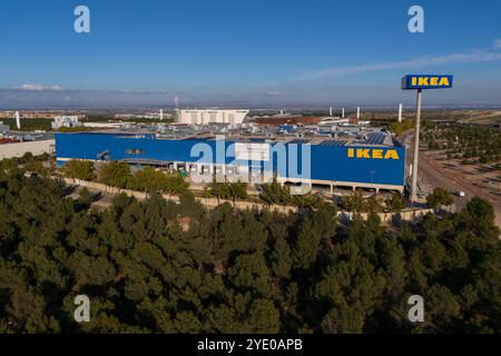 Vue aérienne du magasin IKEA dans le centre commercial Puerto Venecia, Saragosse, Espagne Banque D'Images